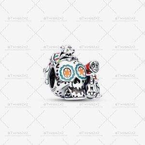 Pandora Disney Pixar Coco Miguel & Dante Skull Glow-in-the-dark Charm|Pendant